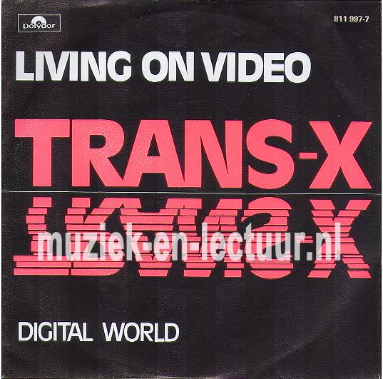 Living on video - Digital world